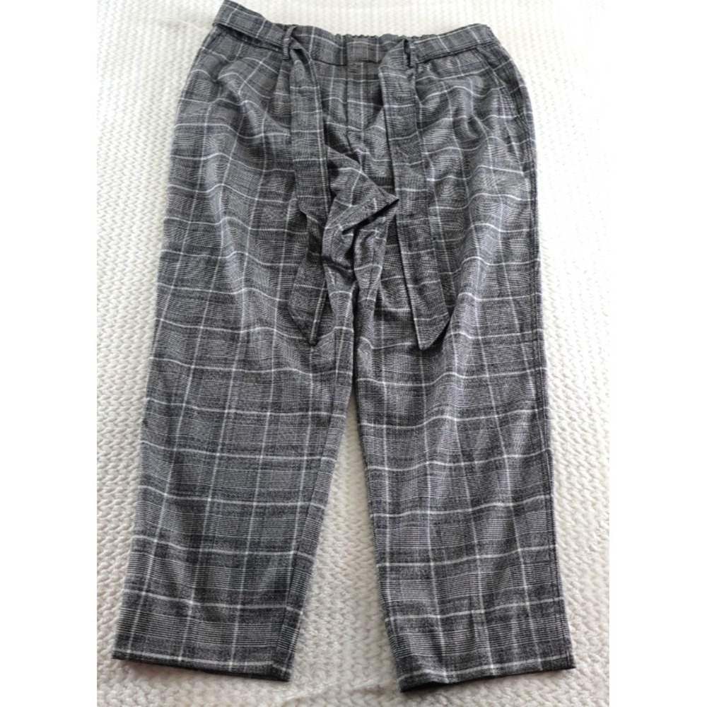 New GAP Plaid Gray Belted Womens Dress Pants Pleated Front size 18 NWT